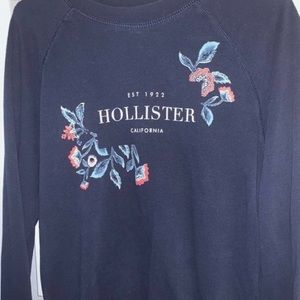 Hollister Women’s Crewneck